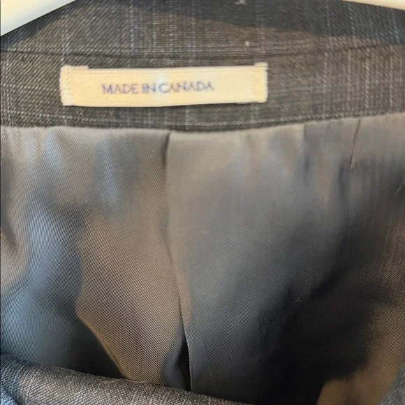 Peter Millar Men's Classic Gray pinstripe suit